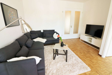 Wohnzimmer - Stilvoll möblierte 3Zimmer-Wohnung mit Blick auf das Schloss Charlottenburg