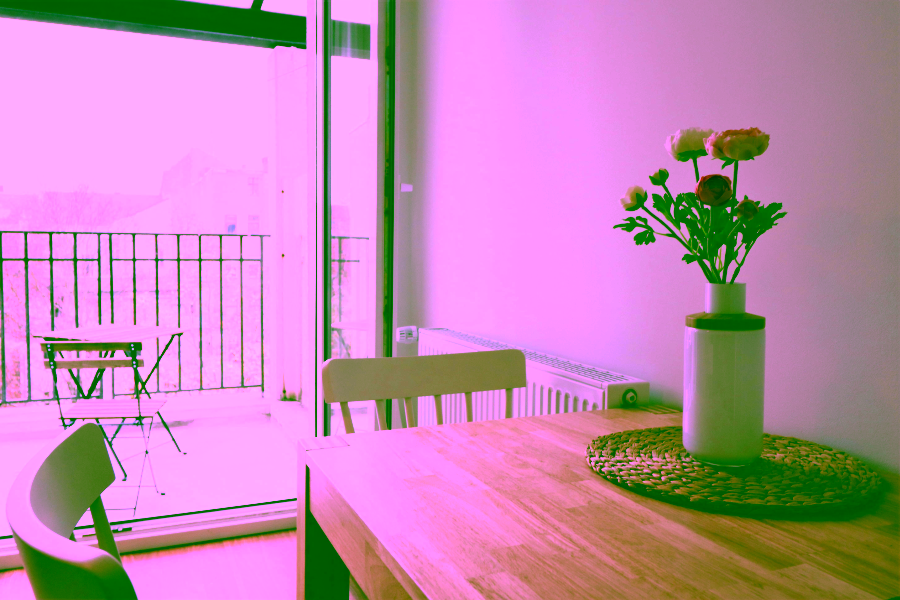 3-Zimmer-Wohnung mit großem sonnigen Balkon, 10785 Berlin, Tiergarten