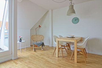 Essbereich BEISPIEL - Möblierte 2 Zimmer Dachgeschoss-Wohnung im angesagten Szenebezirk Prenzlauer Berg