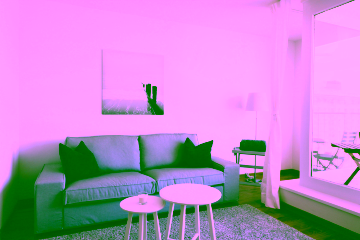 Wohnzimmer - Möblierte 2-Zimmer-Wohnung mit Blick auf den Gropius Bau