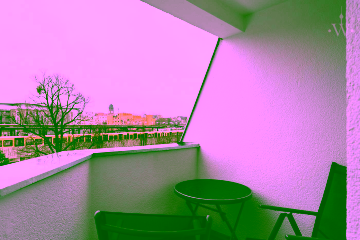 woonwoon-berlin-wohnen-auf-zei - Lichtdurchflutete, stilvoll möblierte 2-Zimmer-Wohnung in zentraler Lage