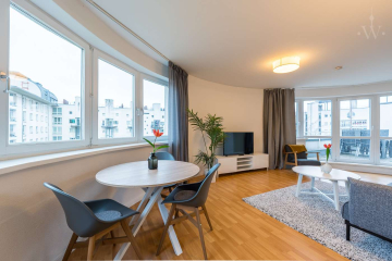 Wohnzimmer - Unser 2-Zimmer-Apartment mit großer Dachterrasse