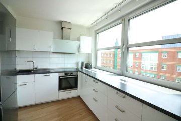 Bild - Großzügige 4-Zimmer-Wohnung im Herzen Berlins