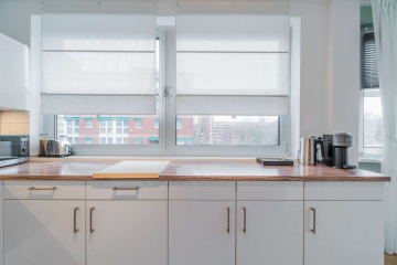 woonwoon-berlin-wohnen-auf-zei - Möblierte 4-Zimmer-Wohnung mit ruhigem Schlafzimmer zum Innenhof