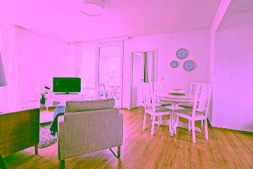 Wohnzimmer - 4-Zimmer-Wohnung mit Blick über Berlin