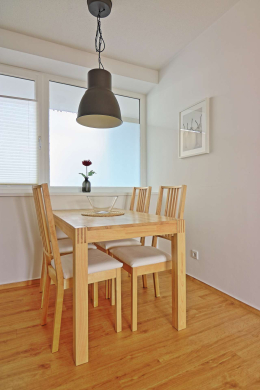 Essbereich1 - Wohnen auf Zeit – Im Herzen Berlins – 2-Zimmer-Apartment