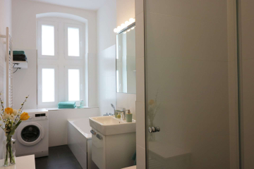 Badezimmer - Gemütlich möblierte 3-Zimmer-Wohnung im Szenebezirk Prenzlauer Berg