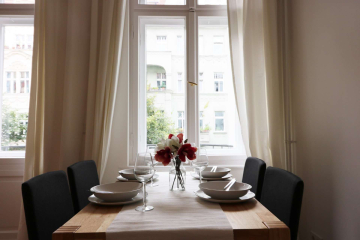 Wohnzimmer 1 - Gemütlich möblierte 3-Zimmer-Wohnung im Szenebezirk Prenzlauer Berg