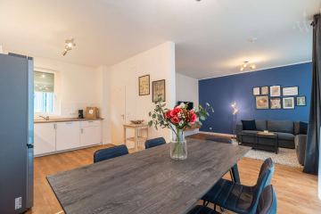 woonwoon-berlin-wohnen-auf-zei - Großzügiges 4-Zimmer-Apartment mit Terrasse im ruhigen Innenhof
