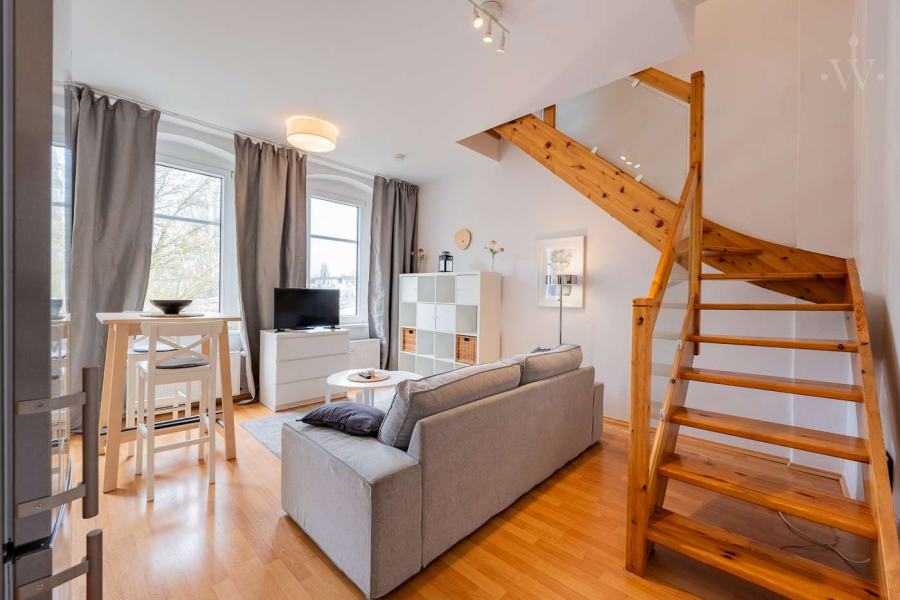 Möblierte 2-Zimmer Dachgeschoss-Maisonette Wohnung, 13086 Berlin, Weißensee