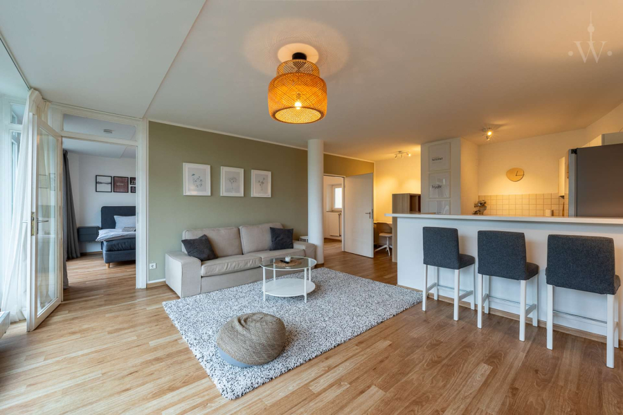 Die schön möblierte 2-Zimmer-Wohnung in zentraler Lage mit Balkon, 10785 Berlin, Tiergarten