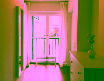 Eingang - 1-Zimmer-Apartment in bester Berliner Stadtlage mit separatem Aufgang