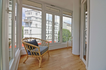 Leseecke1 - Schön möblierte 2-Zimmer-Wohnung in zentraler Lage mit Balkon